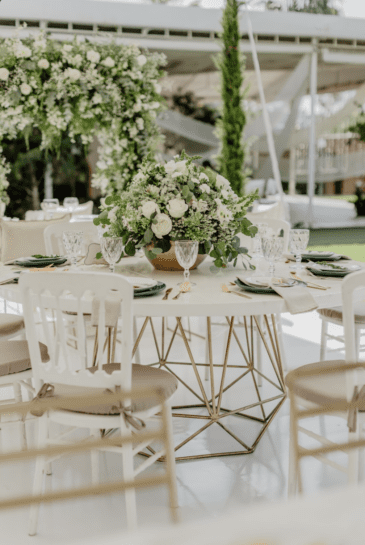 Centros de mesa para boda, centros de mesa para boda sencillos, centros de mesa para boda sencillos y elegantes, manualidades centros de mesa para boda Leon Guanajuato Jardin de Eventos Skada Jardin